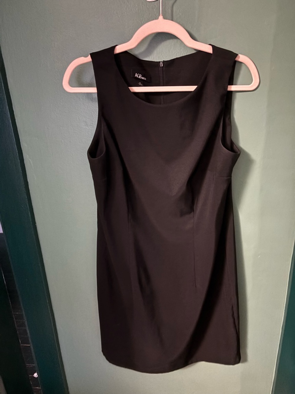 AGB Black Sleeveless Sheath Dress